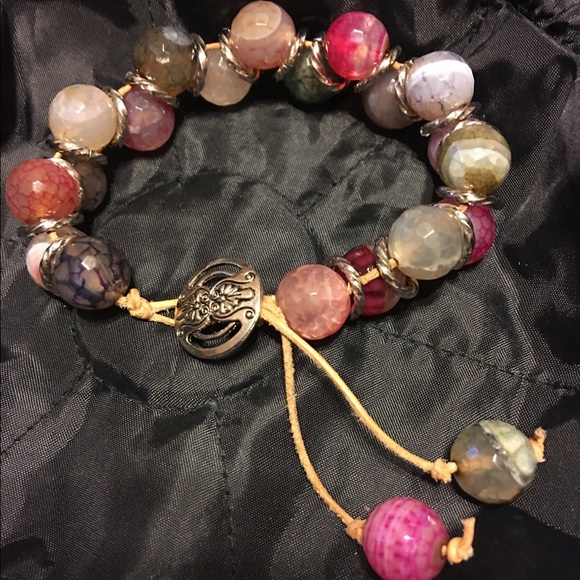 Multicolor Bracelet n Earring  Set✨ - Picture 4 of 5