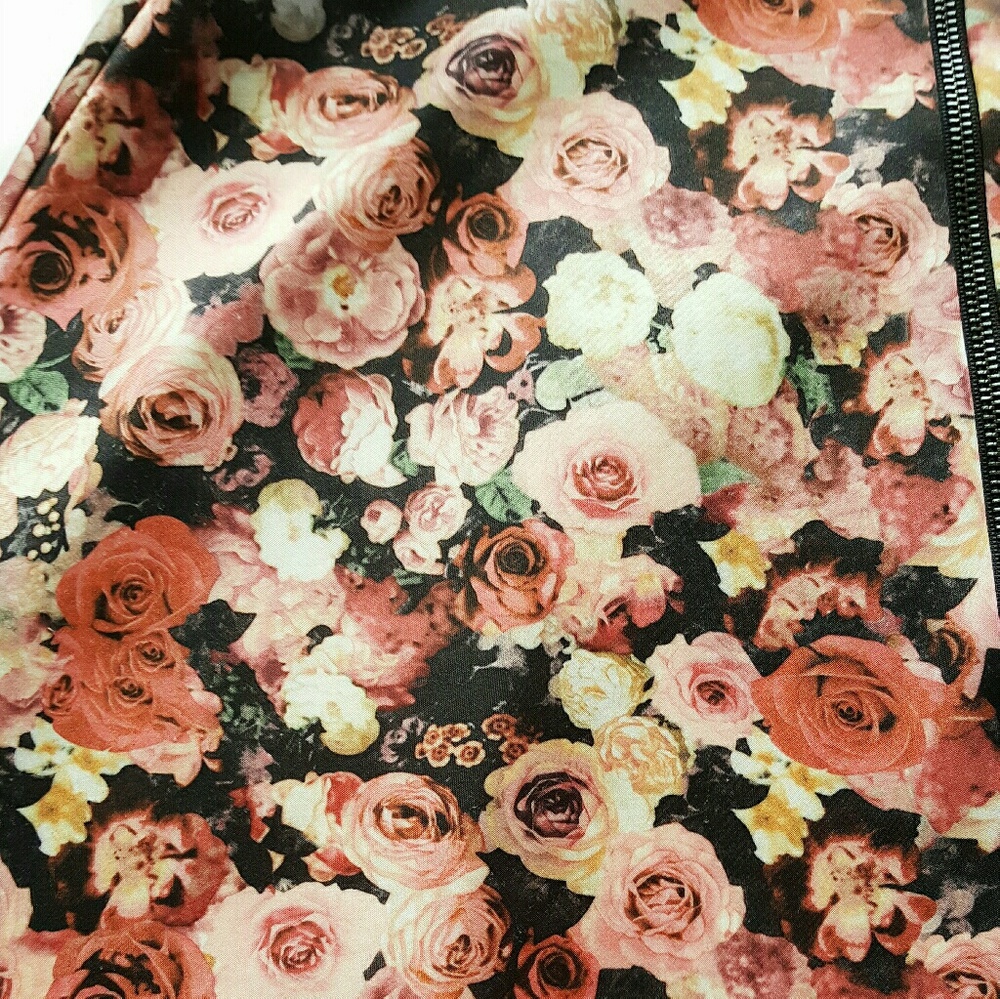Floral print dress - Forever21-Excellent condition! - Picture 6 of 6