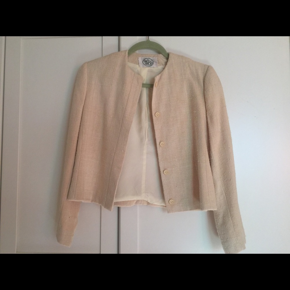 Short silk jacket