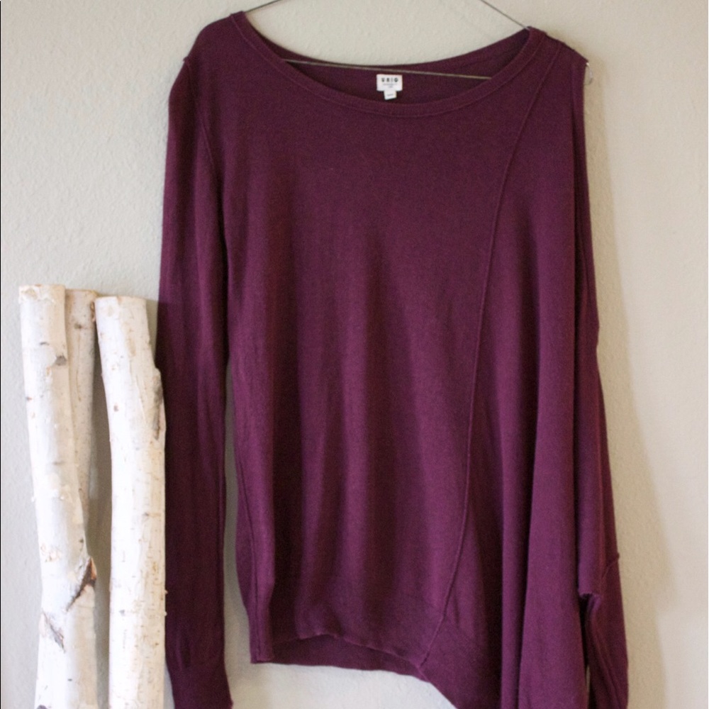 UNIQ Cold Shoulder Sweater