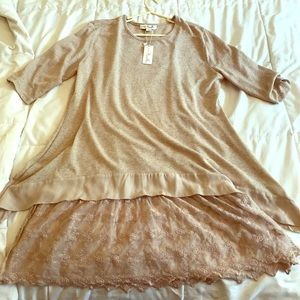 3/4 Sleeve with Lace Underlay