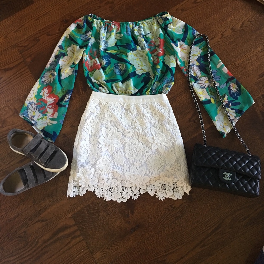 TOPSHOP white lace skirt