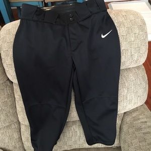 Nike Women's Softball pants size M NWT