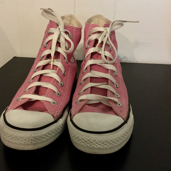 Converse Chuck Taylors pink high tops - Picture 3 of 5