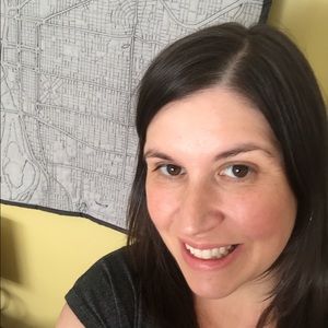 Meet your Posher, Stephanie