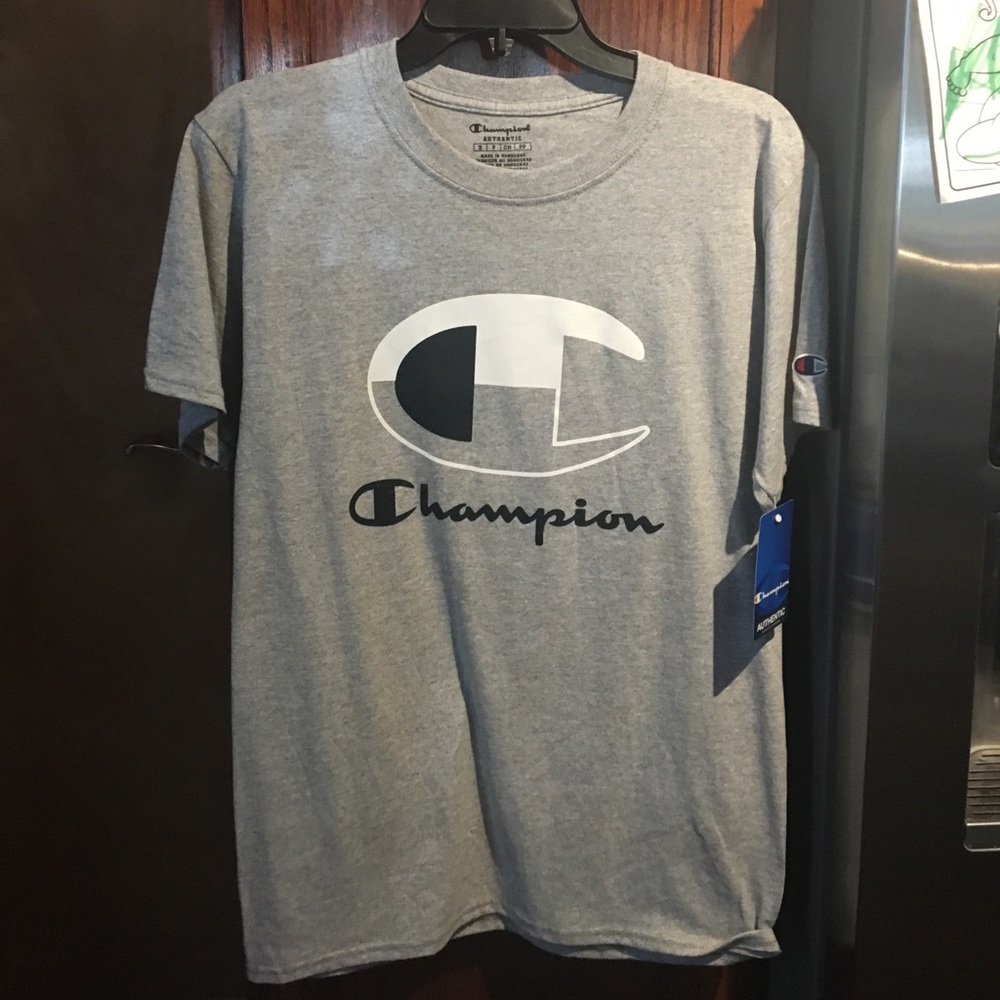 Men's Champion sport shirt.