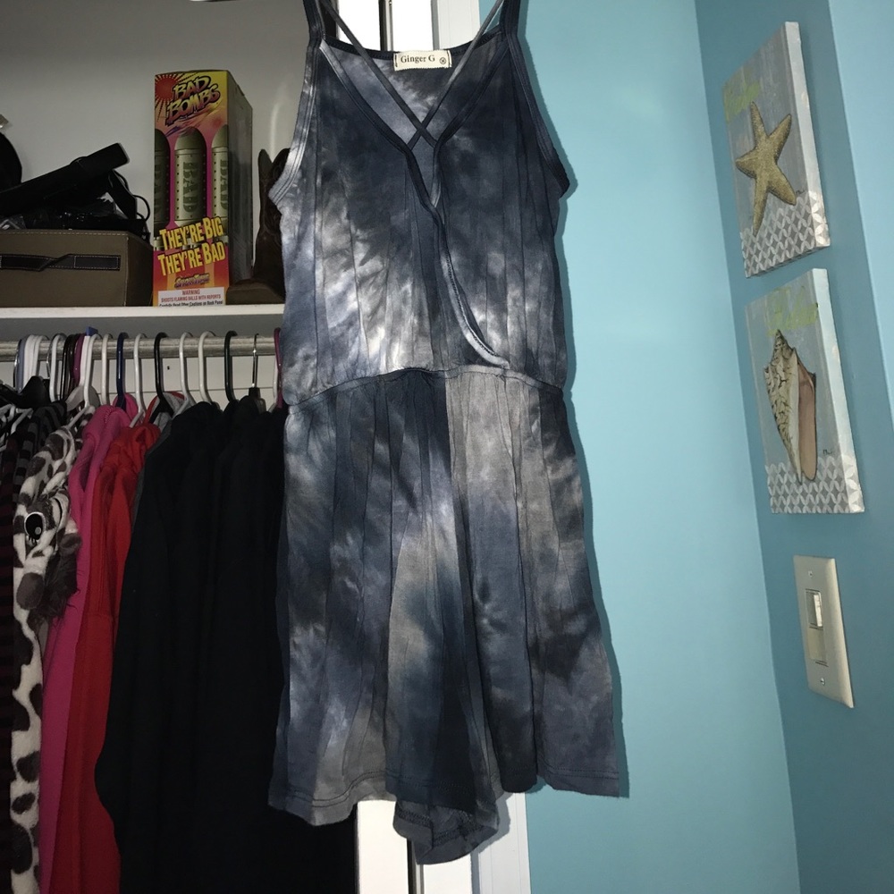 Comfy grey tie dye romper