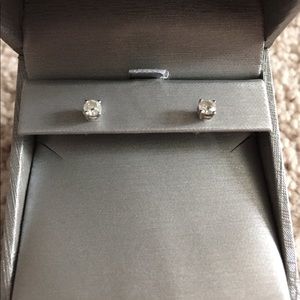 3/8 Carat Diamond Earrings
