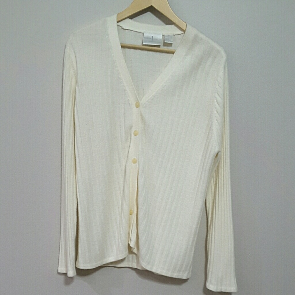 First Issue by Liz Claiborne comfy cardigan