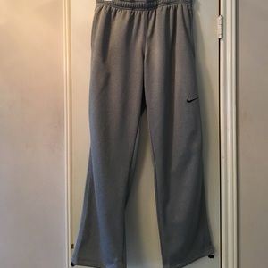 Nike Men's Large sweatpants