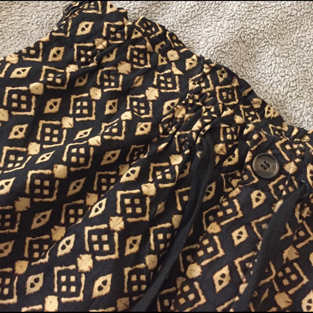 Shorts - Picture 2 of 2