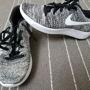 Nike flyknits