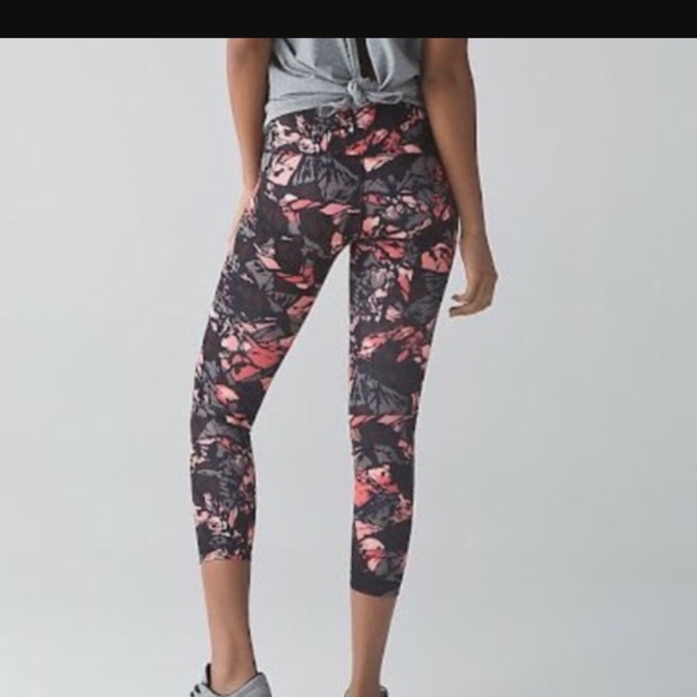 Lululemon High Times Fullux Size 4