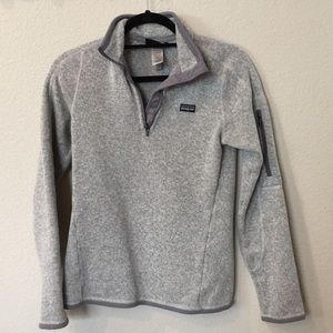 Fitted gray Patagonia quarter zip