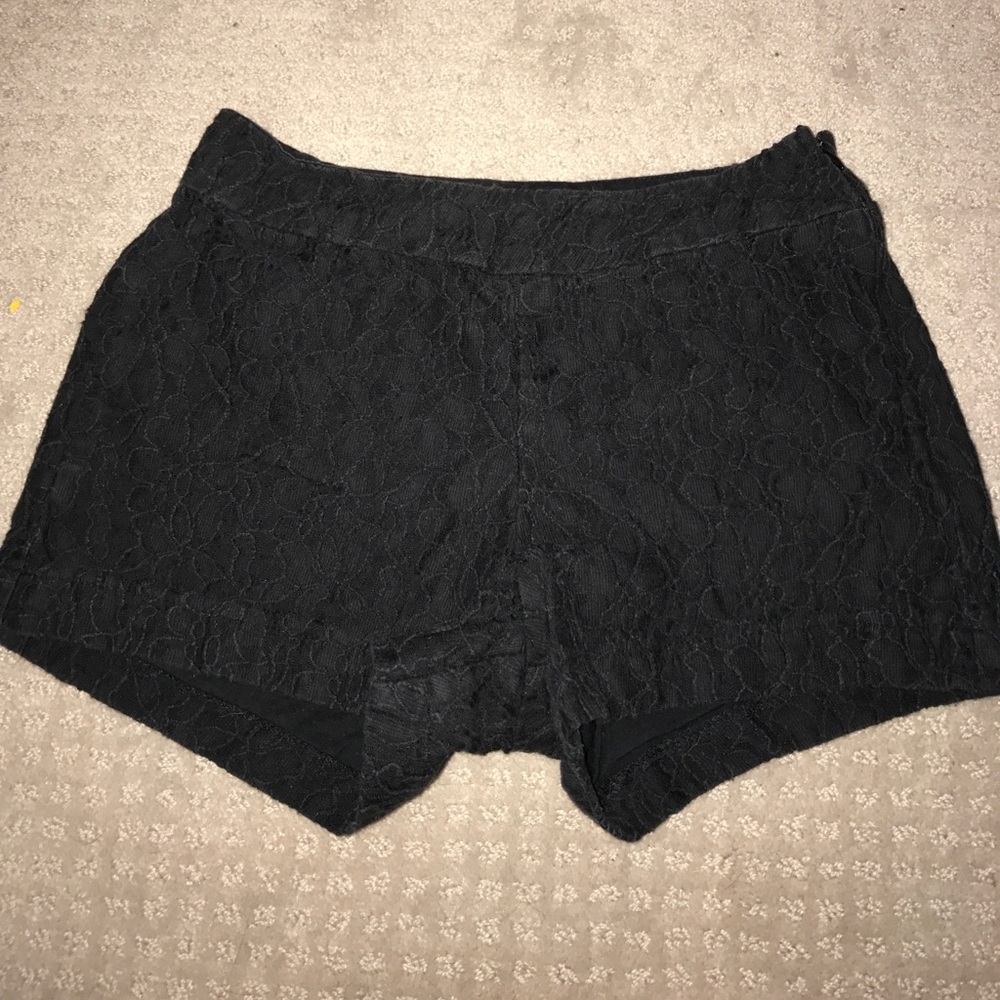 Floral lace shorts
