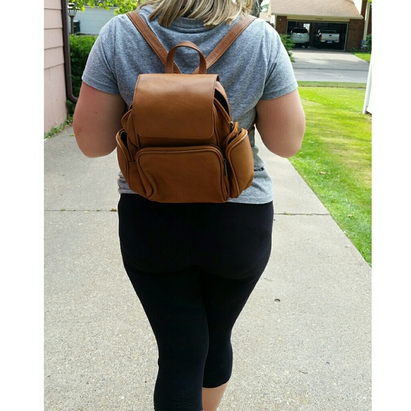 Wilsons Leather Handbags - Vintage wilsons leather backpack/purse