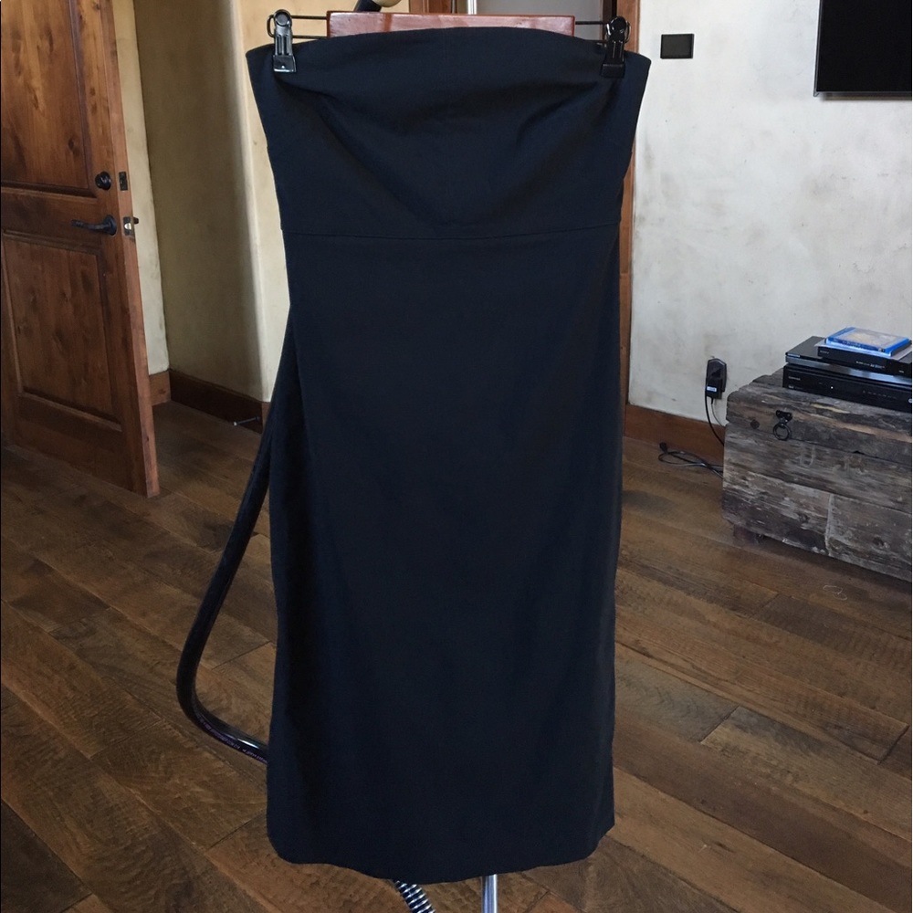 Beautiful stretchy strapless dress