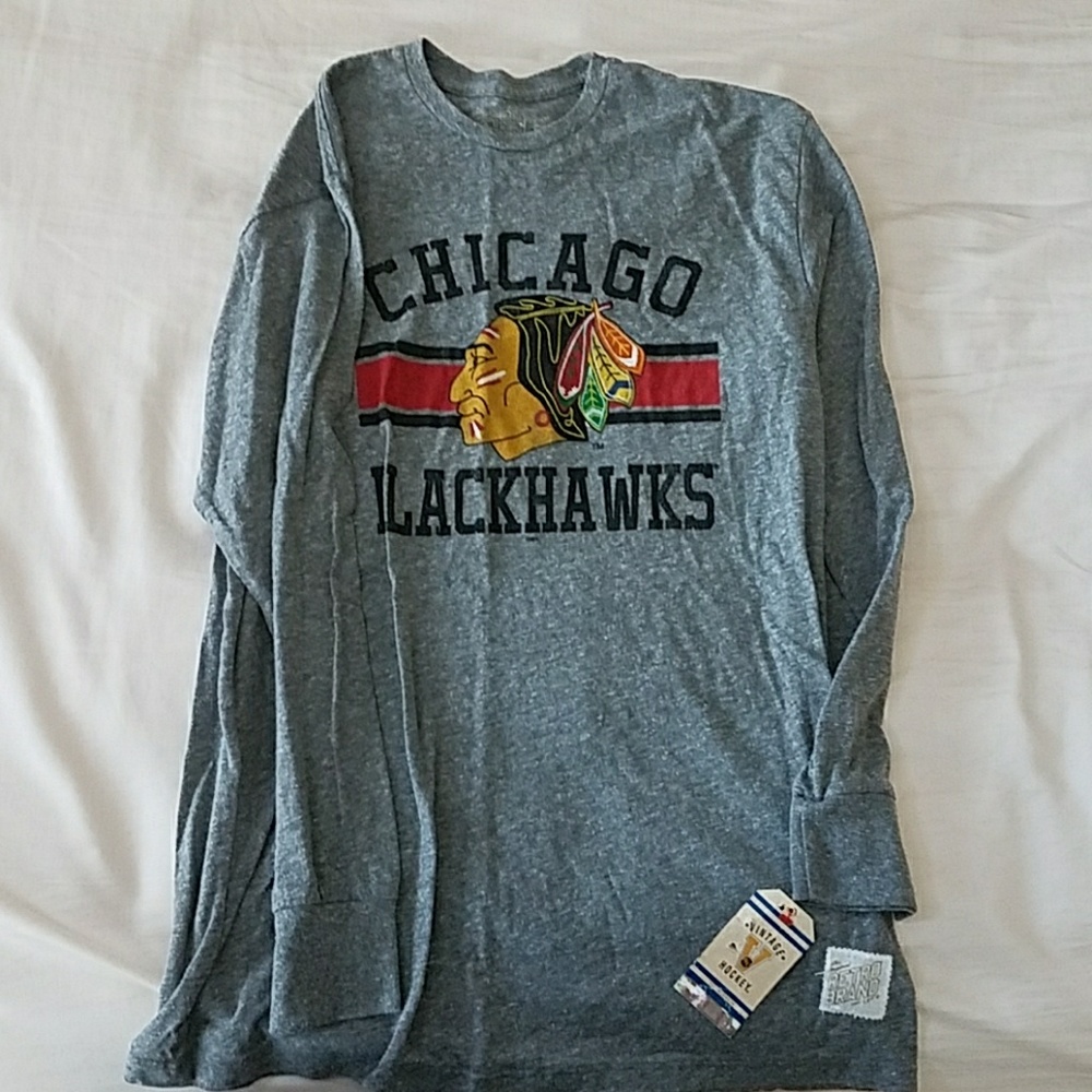 Blackhawks long sleeve shirt
