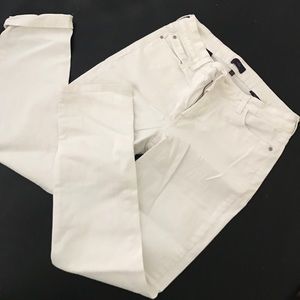 White skinny jeans