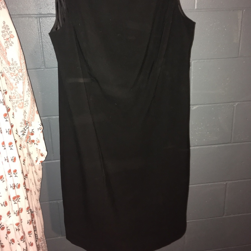 Dress - Picture 2 of 3