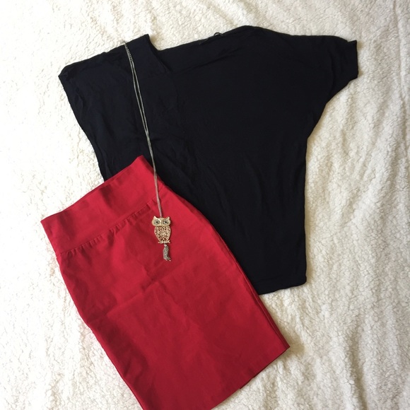 Asymetrical cotton black tee - Picture 4 of 4