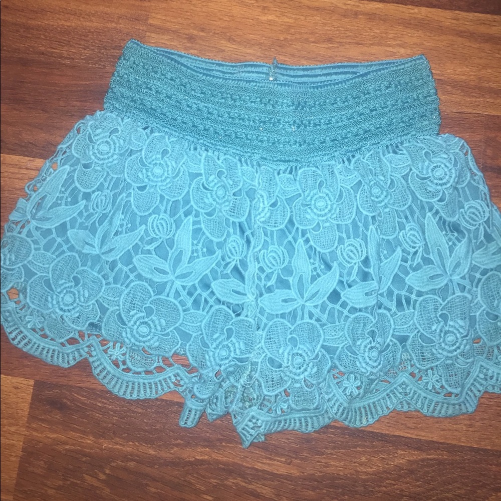 Turquoise Boutique lace shorts
