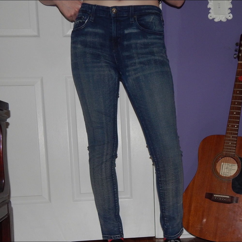 Gently Used Pair of Guess Jeans