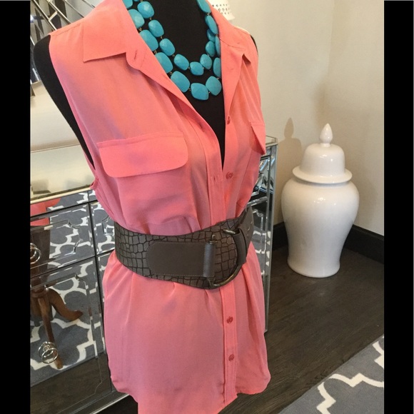 Equipment Sleeveless Blouse (100% Silk)❤️ - Picture 3 of 7