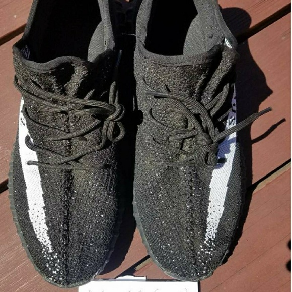 Yeezy 350 v2 Black and White