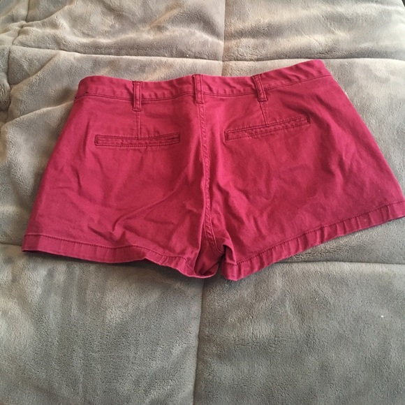 Shorts - Picture 2 of 3
