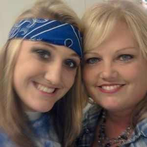 Meet your Posher, Dee