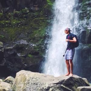 Meet your Posher, Don