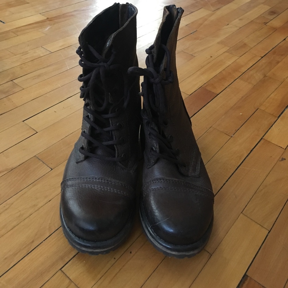 Steve Madden boots