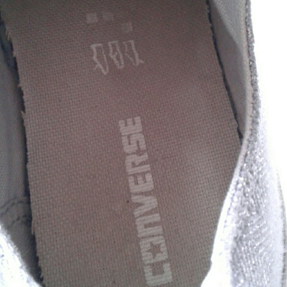 Converse - Picture 4 of 4