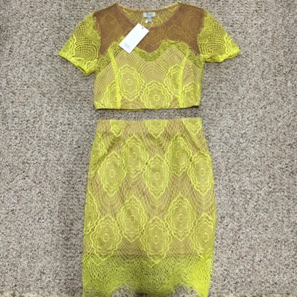 Crop top & skirt set