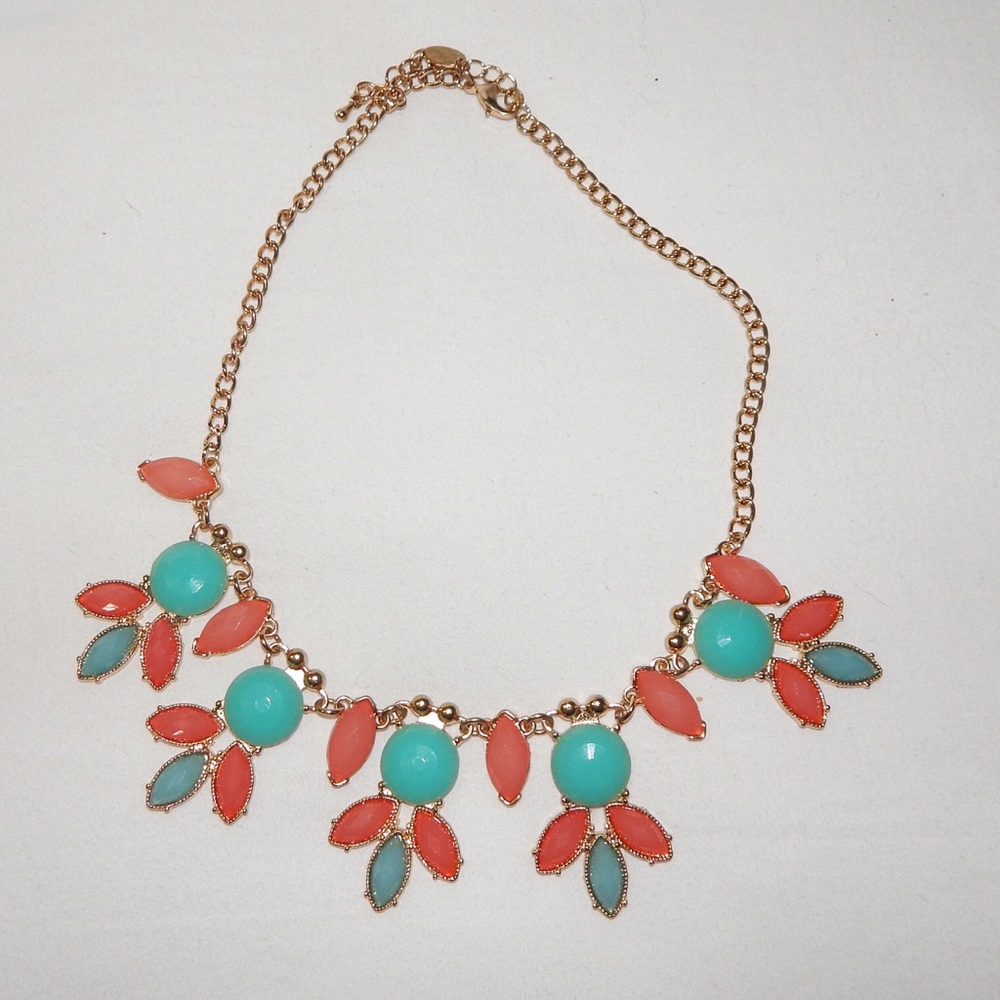 Statement Necklace in good condition