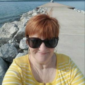 Meet your Posher, Anita