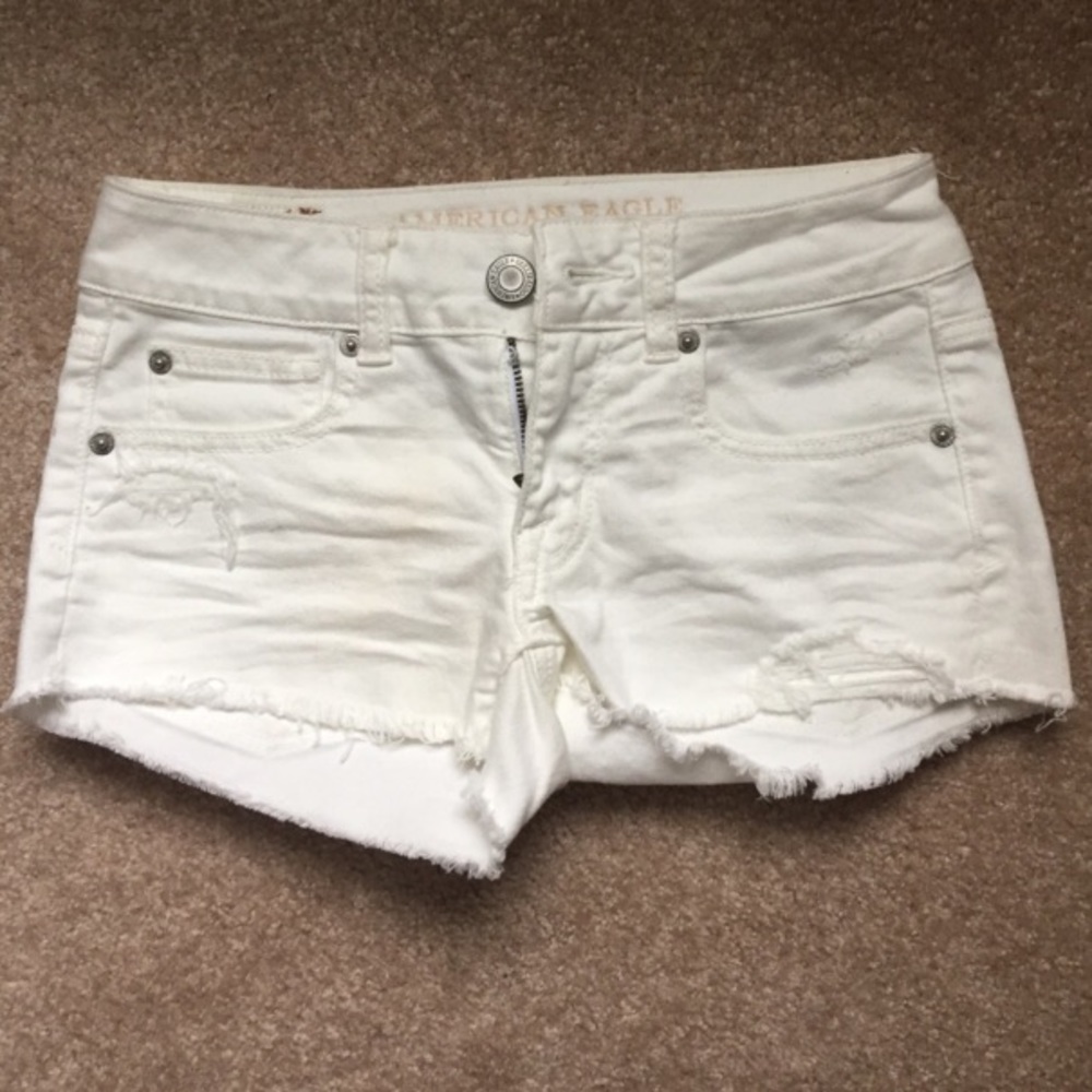 A&E White Shorts