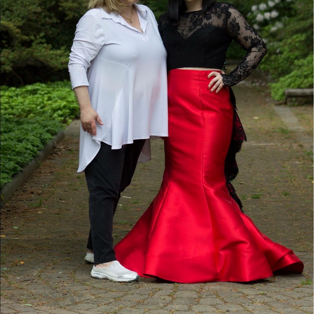 SHERRI HILL 51169 ADDITIONAL PHOTOS