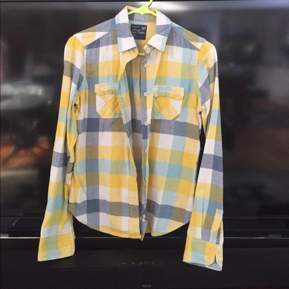 American Eagle Favorite Fit Flannel Button-down