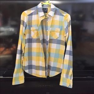 American Eagle Favorite Fit Flannel Button-down