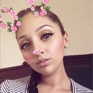 Meet your Posher, Nereida