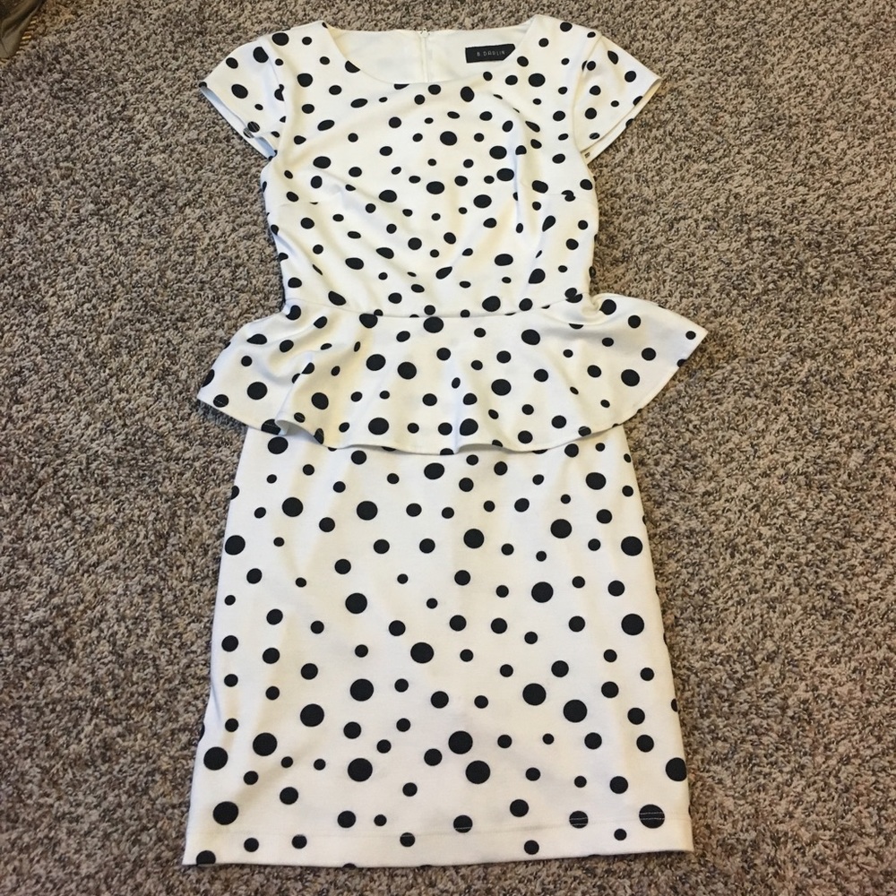 Polka dot dress! ⚫️⚪️⚫️⚪️