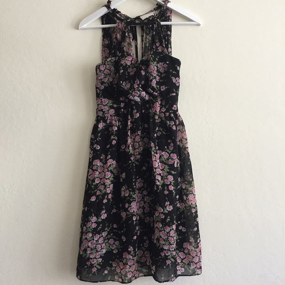 Floral built in bra strappy dress - Picture 2 of 5