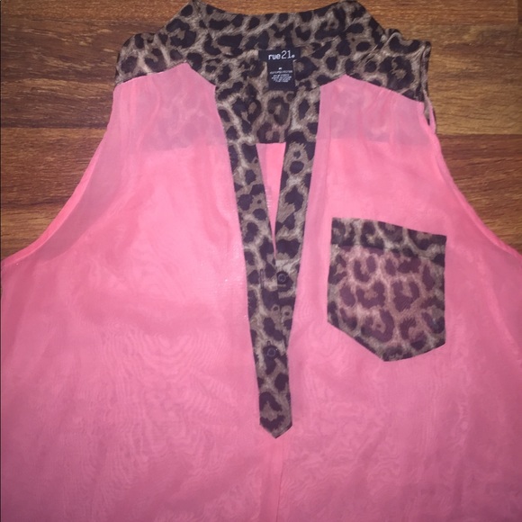 Tunic - Picture 2 of 3