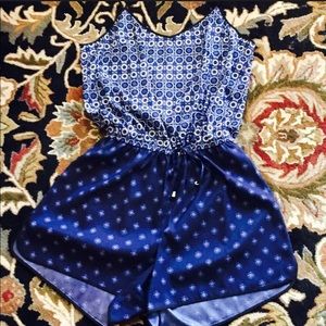 Vince Camuto Blue Romper 🌸💙