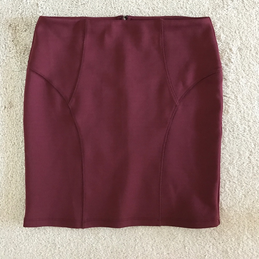Wine mini skirt