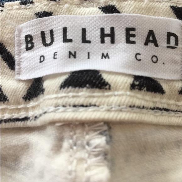 Bullhead Black/ivory superstretch geometricpattern - Picture 3 of 8
