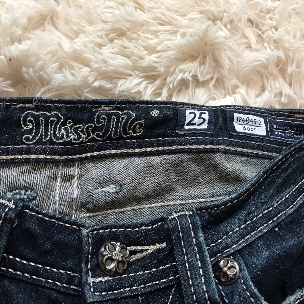 Miss Me •Jeans•  size 25 - Picture 5 of 5