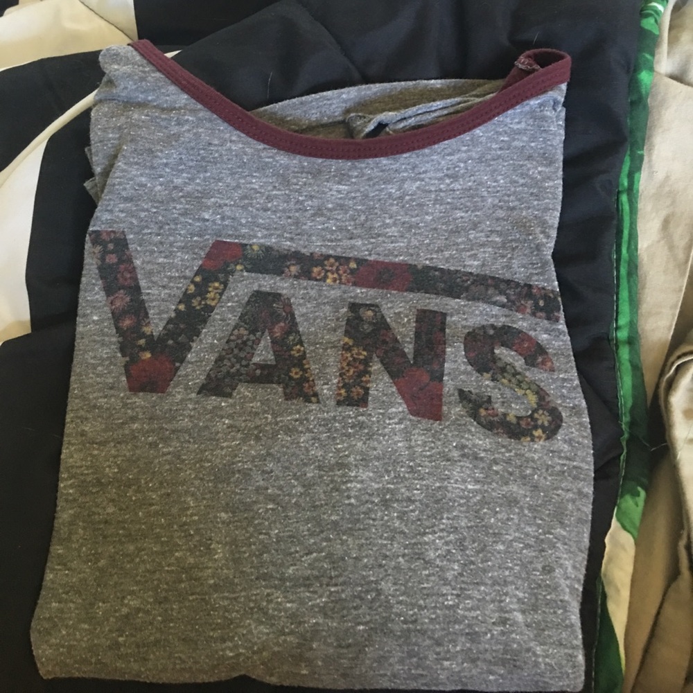 Grey Vans Off the Wall t-shirt